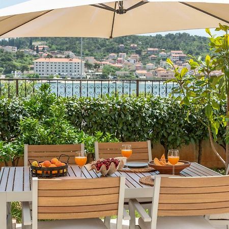 Apartments Flora Трогир Екстериор снимка
